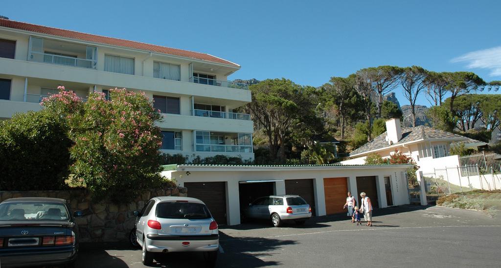 Camps Bay 12 Monte Carlo Apartments Dış mekan fotoğraf